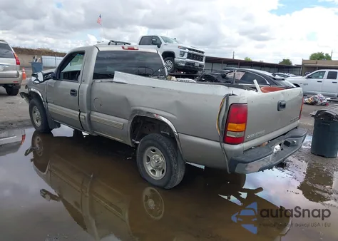 2000 Chevrolet Silverado 2500 Ls from USA, damaged, VIN 1GCFC24U1YZ258674